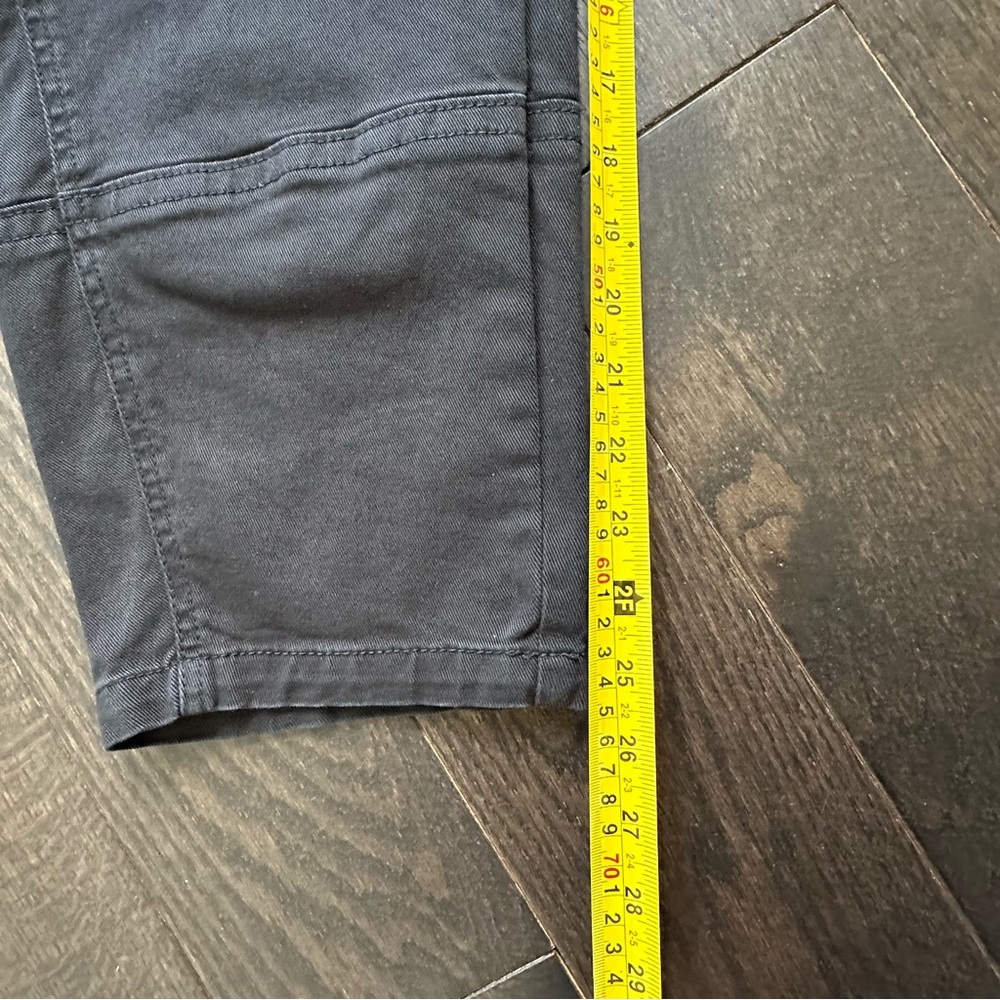 Everlane The Utility Barrel Pant in Black - Size 4 - Picture 15 of 16
